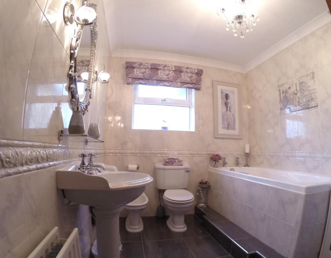أدري Woodview B&B الغرفة الصورة